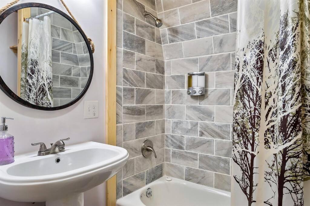 Secluded Mtn View New! 10 Mins To Gatlinburg Or Park Βίλα Εξωτερικό φωτογραφία