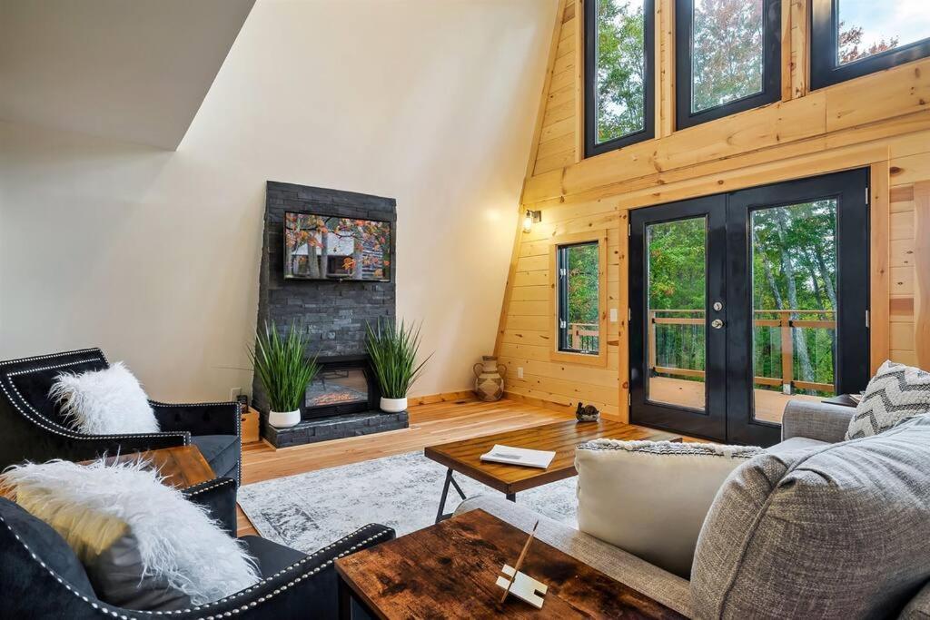 Secluded Mtn View New! 10 Mins To Gatlinburg Or Park Βίλα Εξωτερικό φωτογραφία