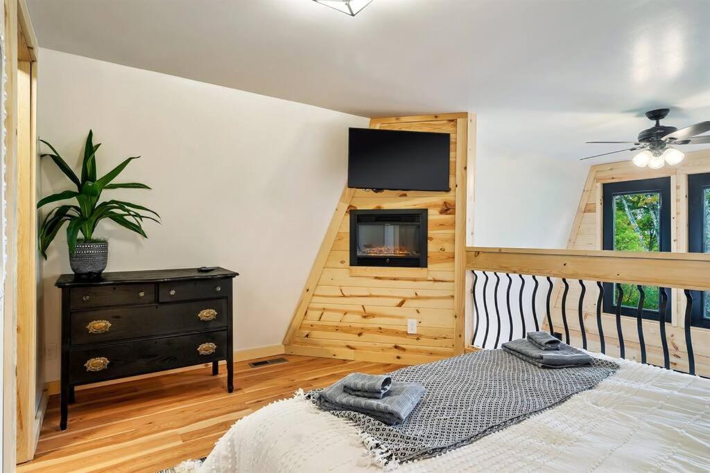 Secluded Mtn View New! 10 Mins To Gatlinburg Or Park Βίλα Εξωτερικό φωτογραφία
